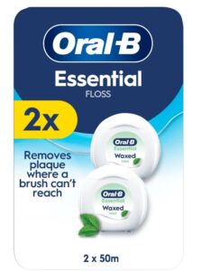Oral-B Essential Floss Mint zubná niť voskovaná 2x50m